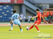 乐动体育在线-国足U16梦幻开局，1-1战平乌兹别克斯坦，“非裔”球员表现抢眼