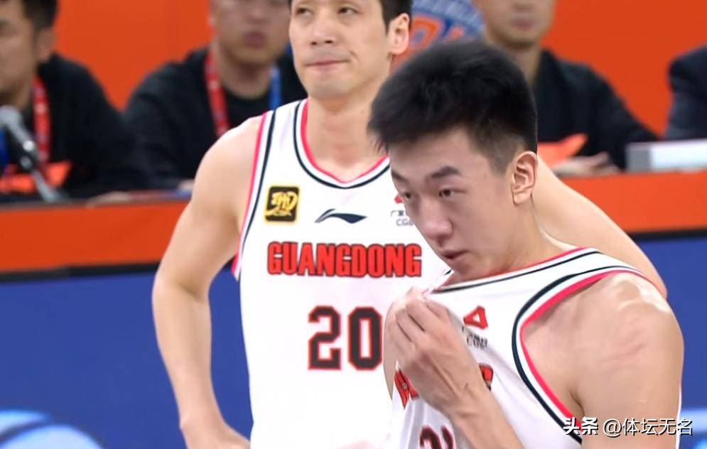 华南男篮压哨得分，绝杀逆转保持胜局