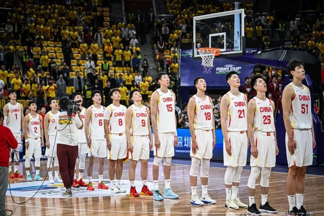 中国U19男篮82-99斯洛文尼亚小组赛全败，冯傲12分，杨溢10+5+4